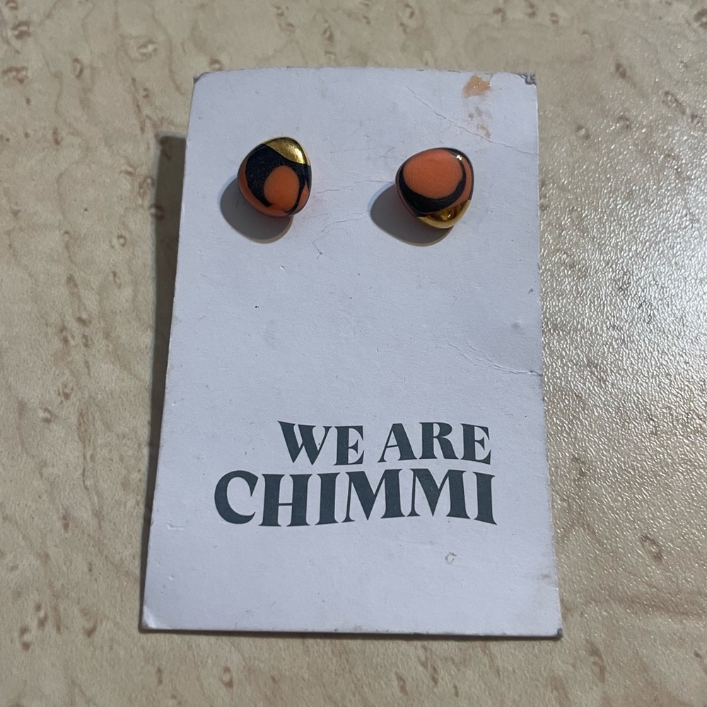 CERAMIC BALL EARRINGS NWT